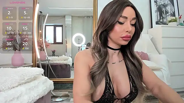 Snapshot of ElinaMoon_ chatting on 02/22/26, 07:22 ElinaMoon online show from 02/22/26, 07:22