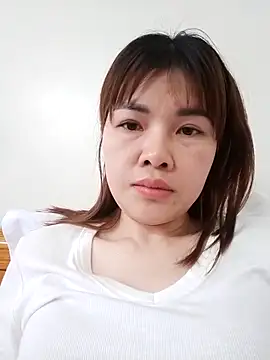 Snapshot of Loyalty-love chatting on 02/09/26, 01:03 Loyalty-love online show from 02/09/26, 01:03