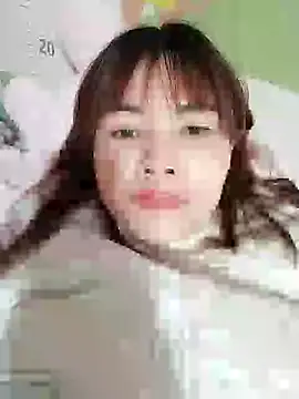 Snapshot of Loyalty-love chatting on 02/09/26, 02:26 Loyalty-love online show from 02/09/26, 02:26