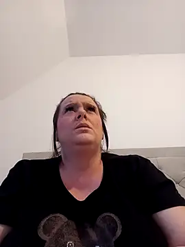 louisa36 online show from 04/02/26, 06:36