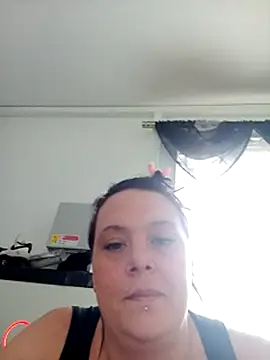 Snapshot of louisa36 chatting on 03/01/26, 10:59 louisa36 online show from 03/01/26, 10:59