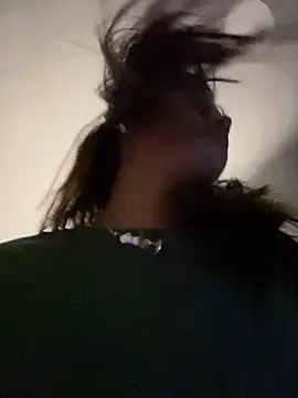 RachelWeisz  online show from 03/30/26, 10:17