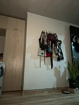 RachelWeisz  online show from 03/10/26, 10:41