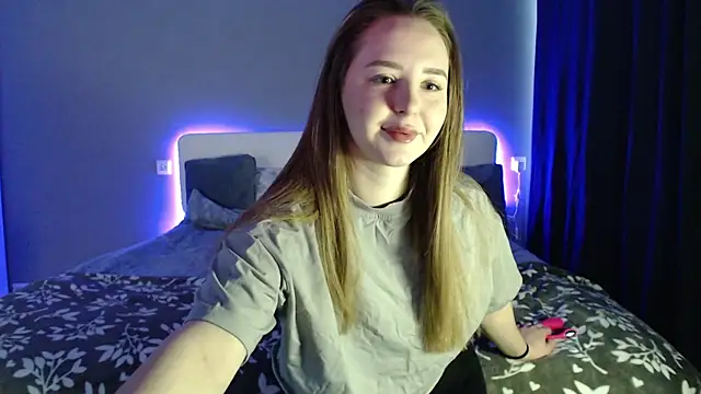 Snapshot of Reyleys chatting on 02/24/26, 09:21 Reyleys online show from 02/24/26, 09:21