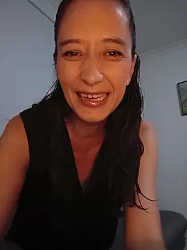 Aurabloom 1 online show from 04/05/26, 10:44