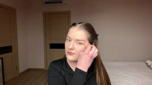 Milayouknow online show from 04/10/26, 12:34