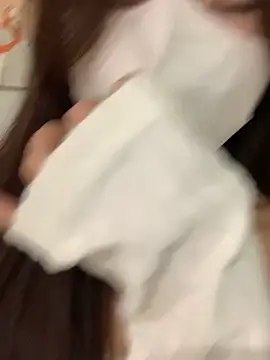 Snapshot of Rin-yiyi chatting on 02/24/26, 03:29 Rin-yiyi online show from 02/24/26, 03:29