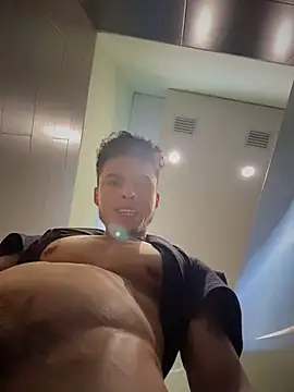 Snapshot of Eros_lee chatting on 05/23/26, 10:53 Eros lee online show from 05/23/26, 10:53