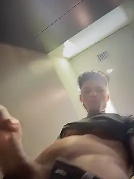 Eros lee online show from 06/11/26, 10:18