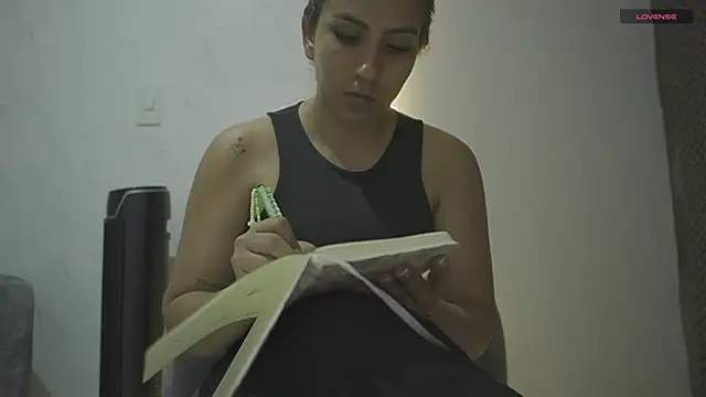 olivia velvett online show from 03/09/26, 06:00