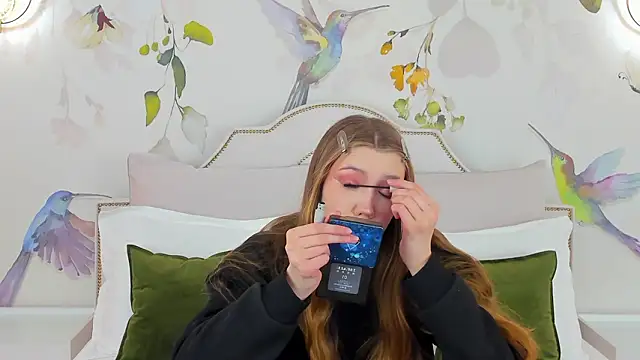 StacyHicks online show from 03/12/26, 05:13