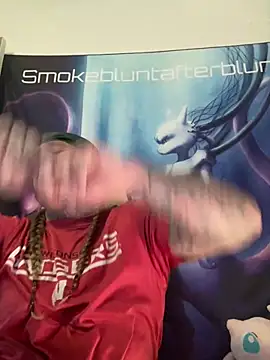 Snapshot of Smokebluntafterblunt chatting on 02/08/26, 02:48 Smokebluntafterblunt online show from 02/08/26, 02:48