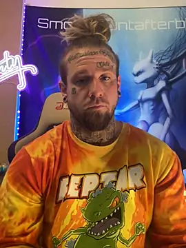 Snapshot of Smokebluntafterblunt chatting on 02/19/26, 02:58 Smokebluntafterblunt online show from 02/19/26, 02:58