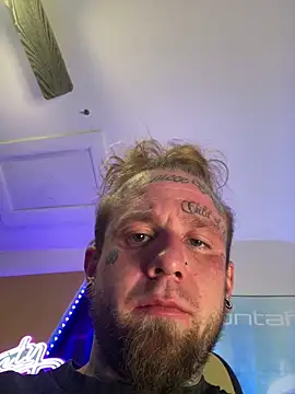 Snapshot of Smokebluntafterblunt chatting on 02/22/26, 04:15 Smokebluntafterblunt online show from 02/22/26, 04:15