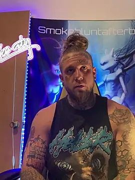 Smokebluntafterblunt online show from 03/28/26, 01:17