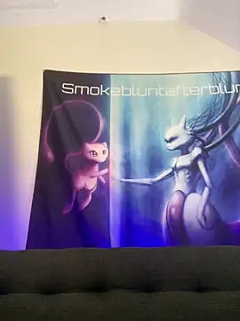Snapshot of Smokebluntafterblunt chatting on 04/27/26, 12:36 Smokebluntafterblunt online show from 04/27/26, 12:36
