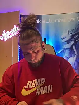 Smokebluntafterblunt online show from 03/27/26, 04:43