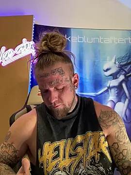 Smokebluntafterblunt online show from 03/03/26, 01:51