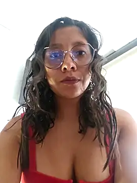 Snapshot of Camila_Lopez1 chatting on 02/09/26, 02:37 Camila Lopez1 online show from 02/09/26, 02:37