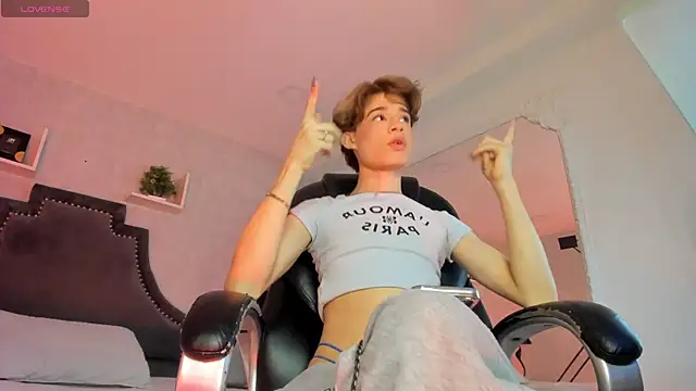 AngelDoll 1 online show from 02/13/26, 05:07