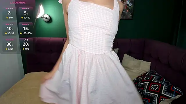 Snapshot of EmmaEthereal chatting on 02/24/26, 01:39 EmmaEthereal online show from 02/24/26, 01:39