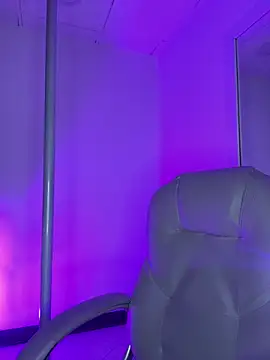 Wen 01 online show from 04/18/26, 11:23