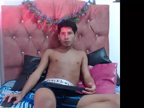 axel rosse012 online show from 02/10/26, 03:05