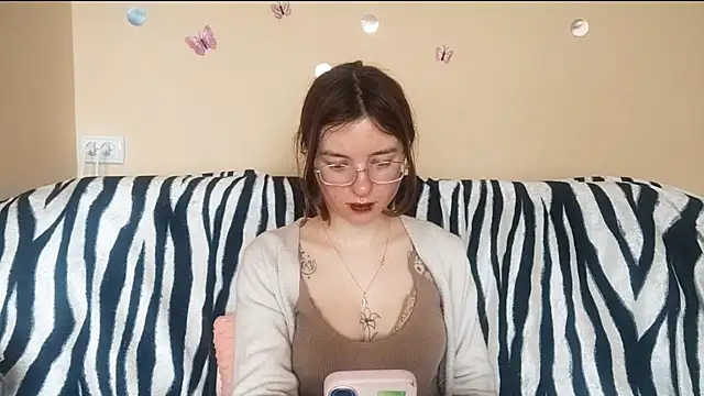 LanitaHemple online show from 04/20/26, 01:13