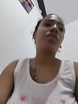 sandra rey  online show from 07/14/26, 05:23