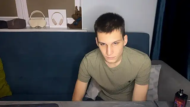 Snapshot of Donald_boy chatting on 02/20/26, 06:54 Donald boy online show from 02/20/26, 06:54