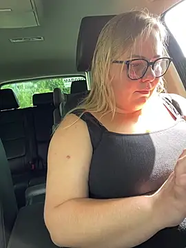 Mommy-girl-Lola online show from 07/13/26, 12:26