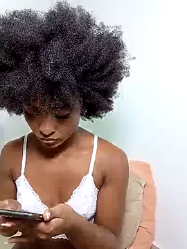 MusaNatacha online show from 03/25/26, 09:24