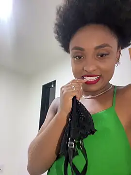 MusaNatacha online show from 03/21/26, 02:02