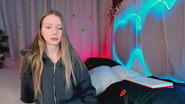 lada2k4 online show from 04/06/26, 06:03