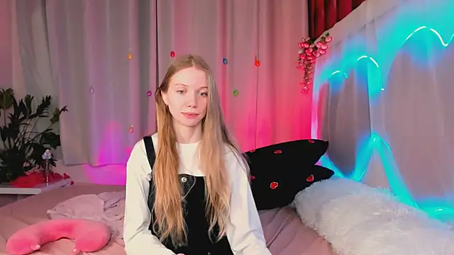 Snapshot of lada2k4 chatting on 06/05/26, 05:12 lada2k4 online show from 06/05/26, 05:12