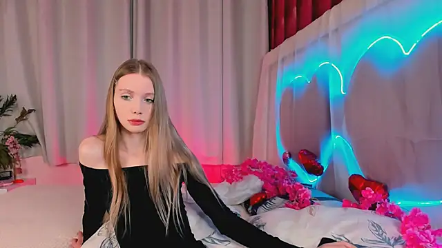 Snapshot of lada2k4 chatting on 02/21/26, 06:04 lada2k4 online show from 02/21/26, 06:04