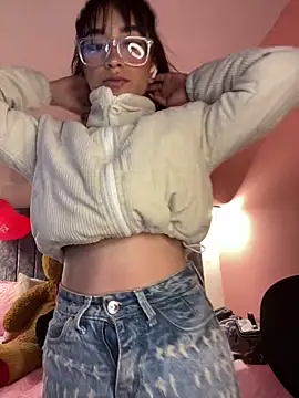 alahia pink online show from 02/13/26, 03:28