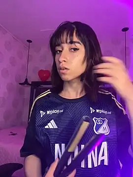 alahia pink online show from 02/25/26, 04:01