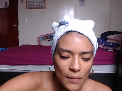 Snapshot of sami_sweet888 chatting on 06/07/26, 03:17 sami sweet888 online show from 06/07/26, 03:17