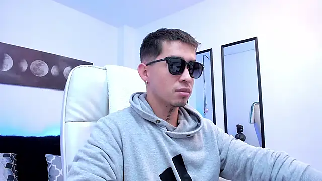 Tommas Jhonson online show from 03/07/26, 03:35