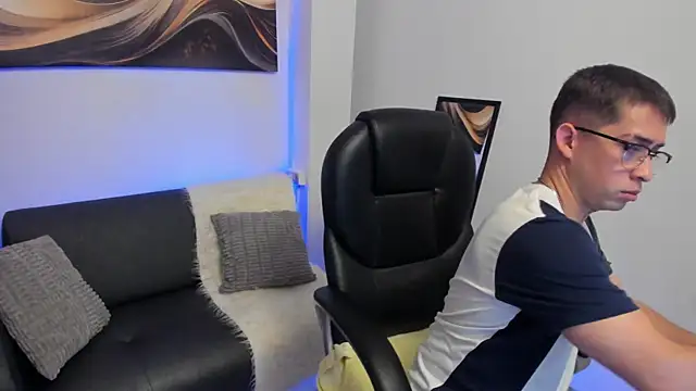 Tommas Jhonson online show from 02/25/26, 04:01