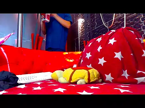 dylan desire online show from 04/02/26, 07:53