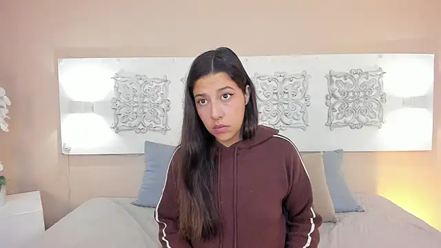 novaa velvet online show from 04/18/26, 01:57