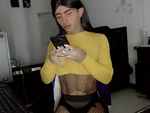 Snapshot of nebullax_mcqueen chatting on 02/15/26, 02:49 nebullax mcqueen online show from 02/15/26, 02:49