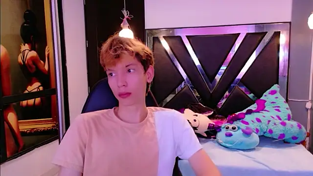 Liam Green1 online show from 02/11/26, 12:05