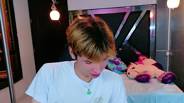 Liam Green1 online show from 02/16/26, 12:48