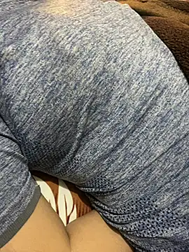 unicornbabe23 online show from 05/04/26, 11:40