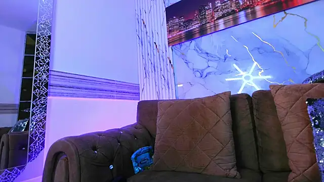 Thiana Rogers online show from 03/16/26, 08:44