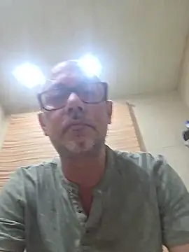 pareja47 online show from 05/30/26, 07:30