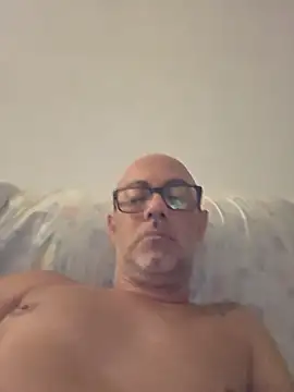 pareja47 online show from 08/02/26, 10:18